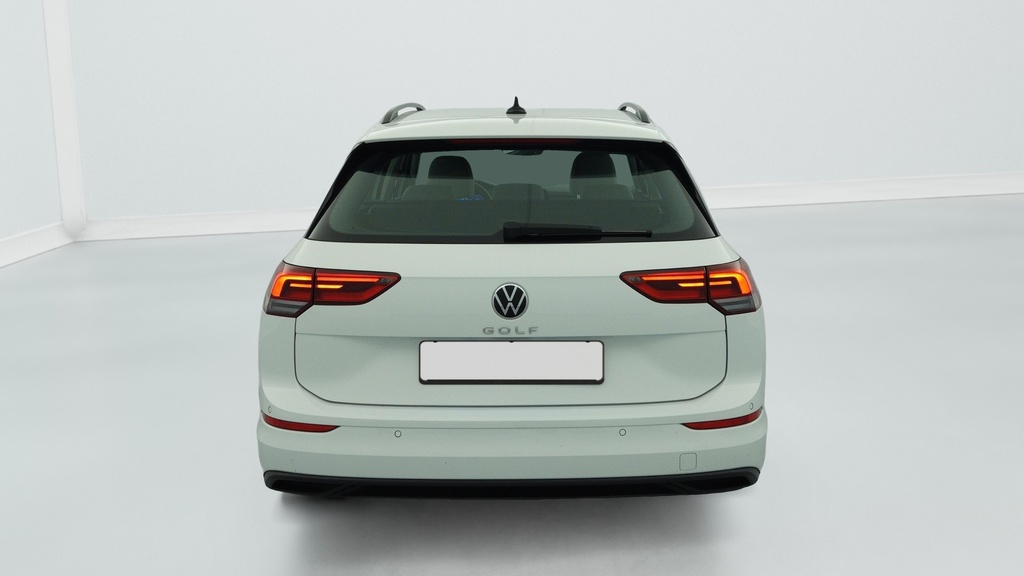 Volkswagen GOLF 8 SW 2.0 TDI SCR 115 DSG7 LIFE