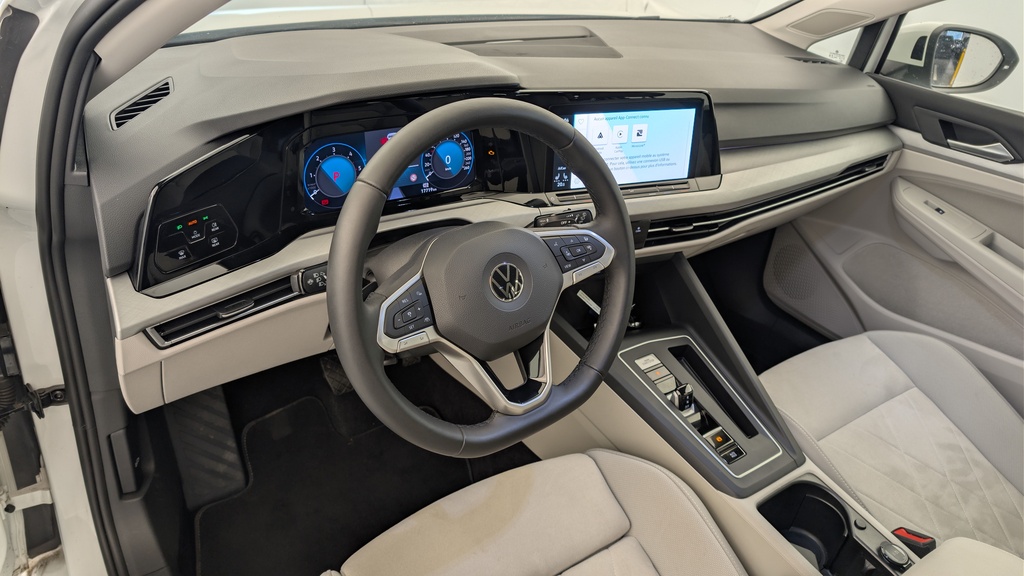 Volkswagen GOLF 8 SW 2.0 TDI SCR 115 DSG7 LIFE