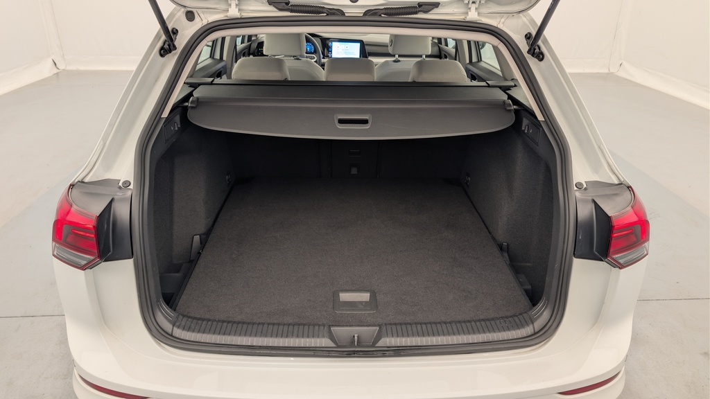 Volkswagen GOLF 8 SW 2.0 TDI SCR 115 DSG7 LIFE