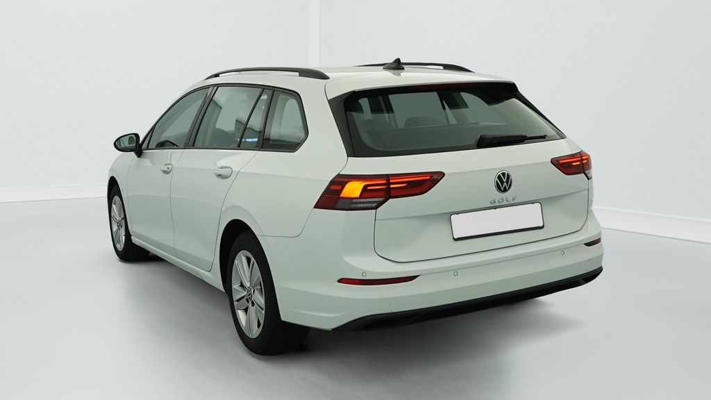 Volkswagen GOLF 8 SW 2.0 TDI SCR 115 DSG7 LIFE