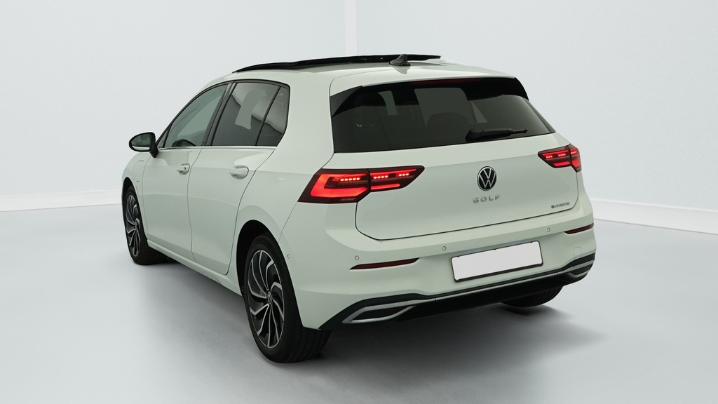 Volkswagen GOLF 8 1.4 HYBRIDE RECHARGEABLE OPF 204 DSG STYLE