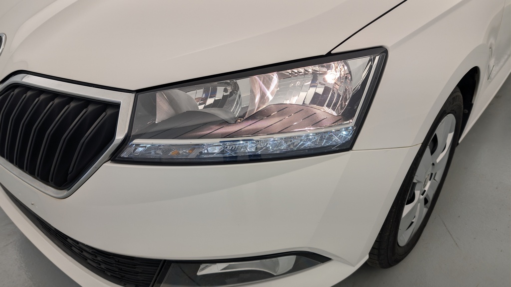 Skoda Fabia 1.0 MPI 60 CH BVM5 BUSINESS