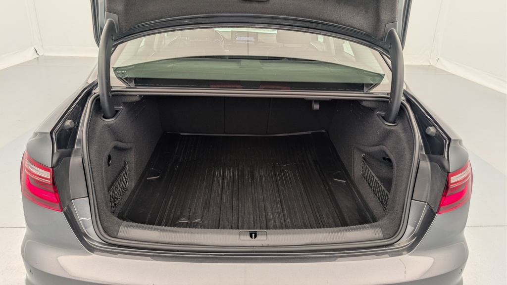 Audi A4 35 TFSI 150 S tronic 7 Design