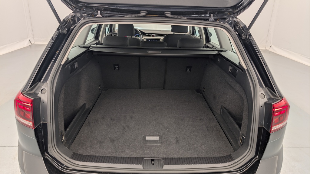 Volkswagen Passat SW 2.0 TDI EVO SCR 150 DSG7 LIFE PLUS