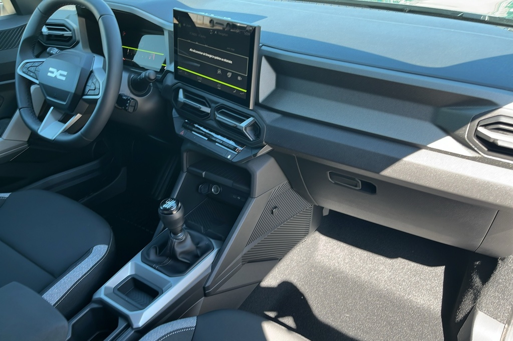 Dacia BIGSTER Mild Hybrid 140 Journey