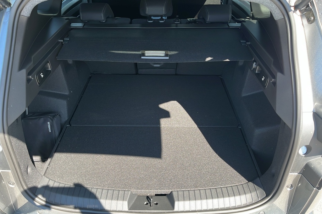 Dacia BIGSTER Mild Hybrid 140 Journey