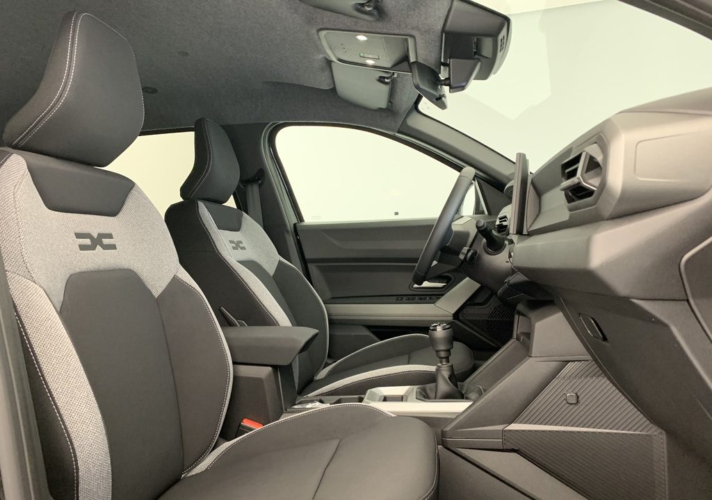 Dacia BIGSTER Mild Hybrid 140 Journey