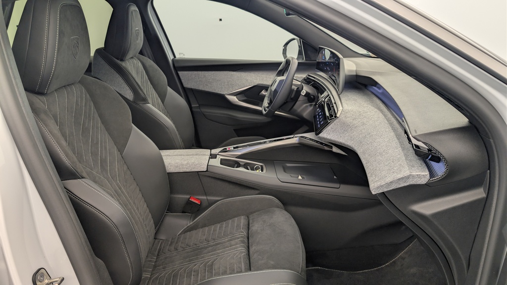 Peugeot 3008 Hybrid 145 e-DCS6 GT