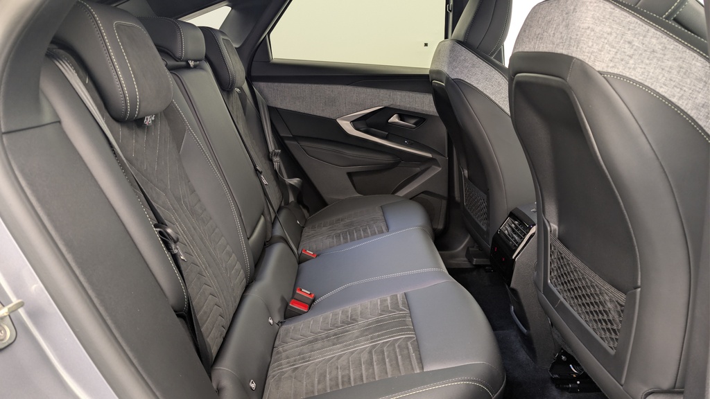 Peugeot 3008 Hybrid 145 e-DCS6 GT
