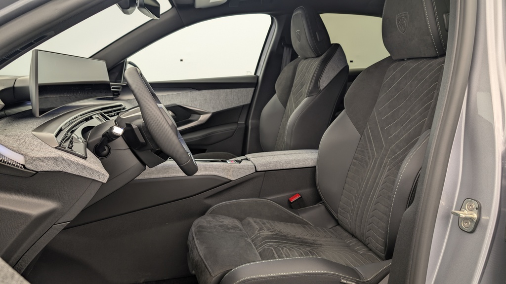 Peugeot 3008 Hybrid 145 e-DCS6 GT