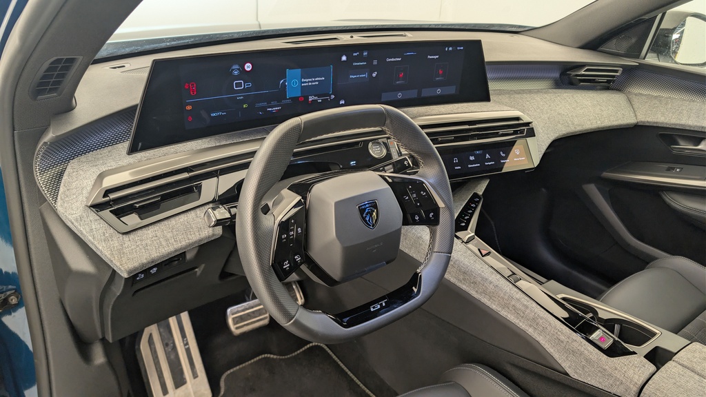 Peugeot 3008 Hybrid 145 e-DCS6 GT