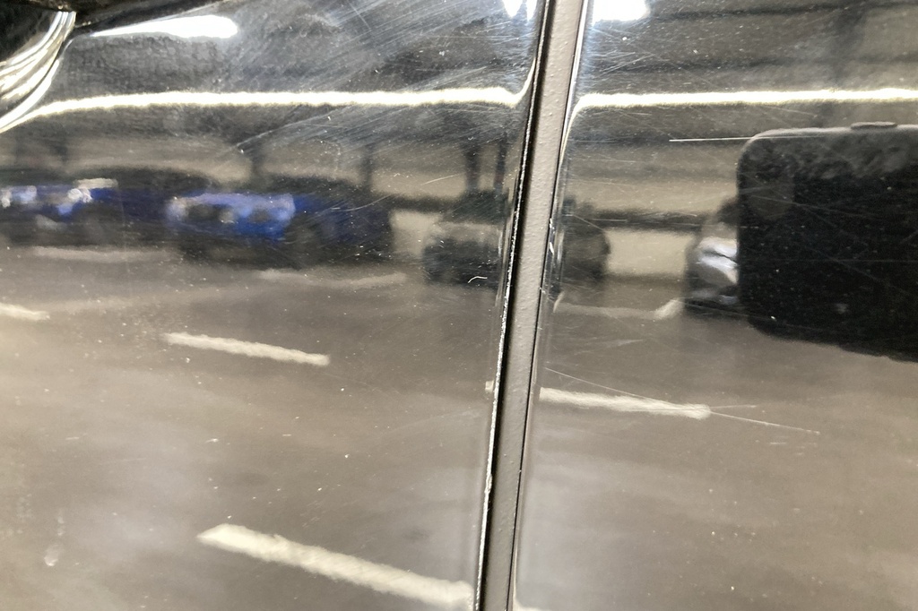 Peugeot 3008 Hybrid4 300 e-EAT8 GT
