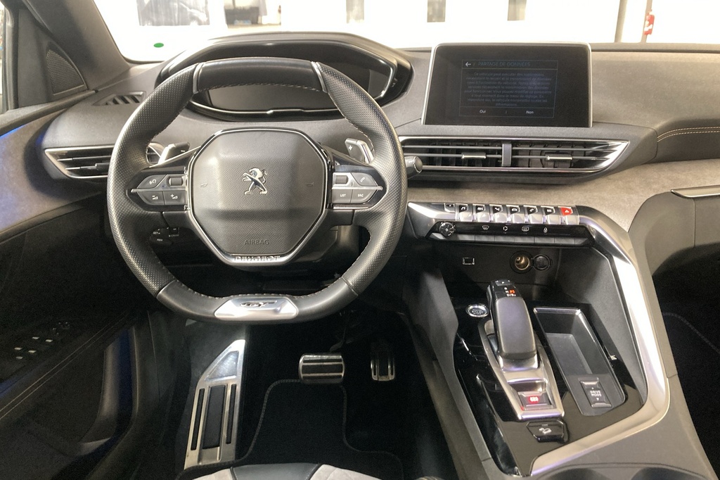 Peugeot 3008 Hybrid4 300 e-EAT8 GT