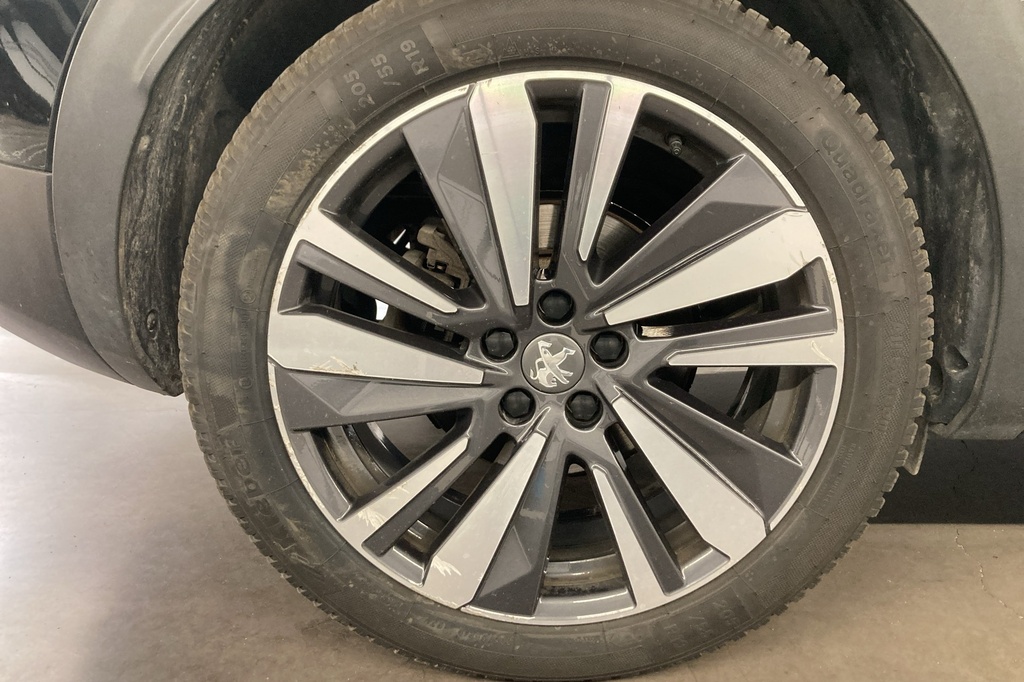 Peugeot 3008 Hybrid4 300 e-EAT8 GT