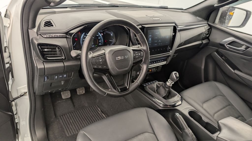 Isuzu D-MAX 1.9 4X4 SPACE CAB N60 NSPORT  MT VENTI- EDITION