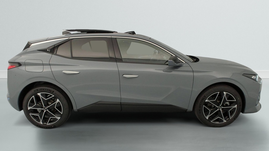 Ds N°4 Hybride 145 e-DCT6 Etoile – Alcantara
