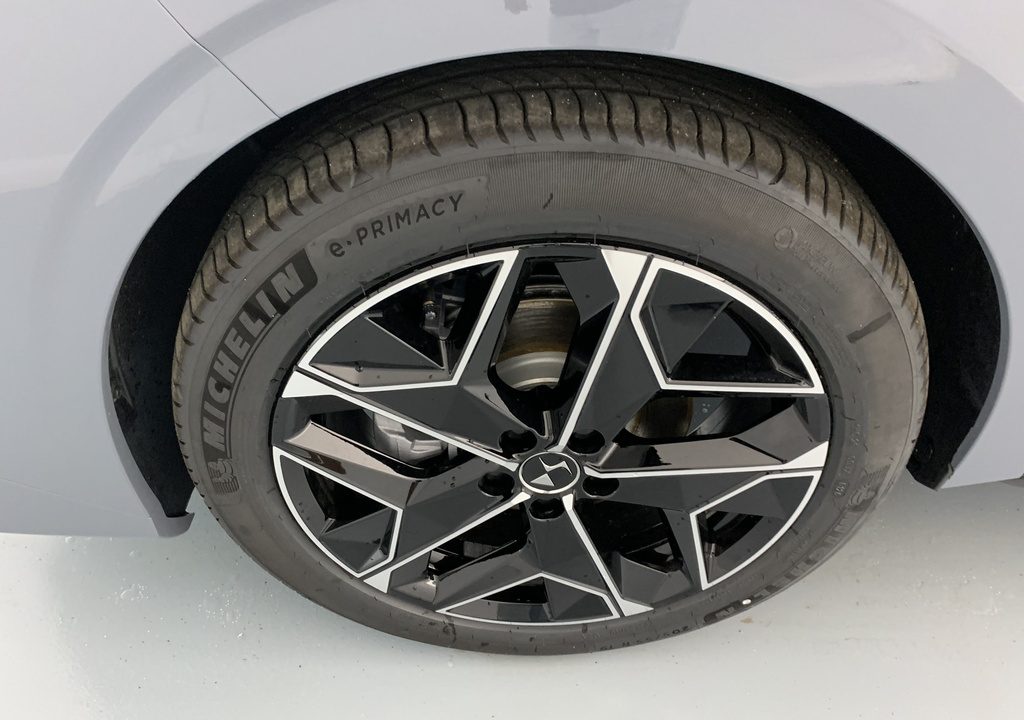 Ds N°4 Hybride 145 e-DCT6 Etoile – Alcantara