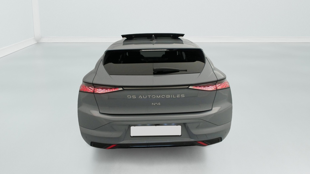 Ds N°4 Hybride 145 e-DCT6 Etoile – Alcantara
