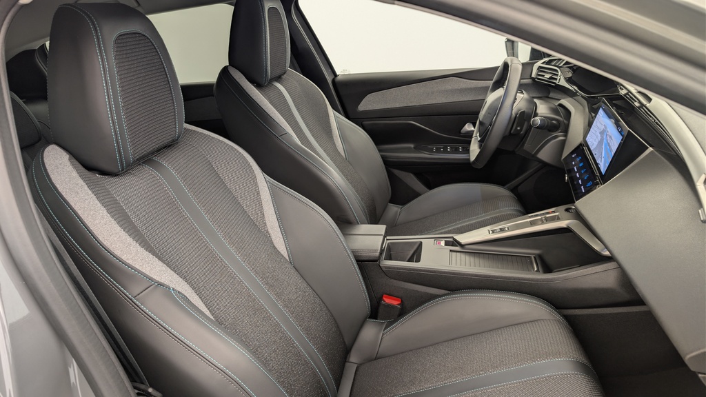 Peugeot 408 Hybrid 145 e-DCS6 Allure