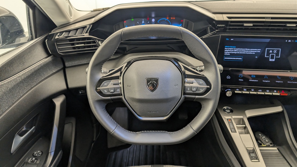 Peugeot 408 Hybrid 136 e-DCS6 Allure