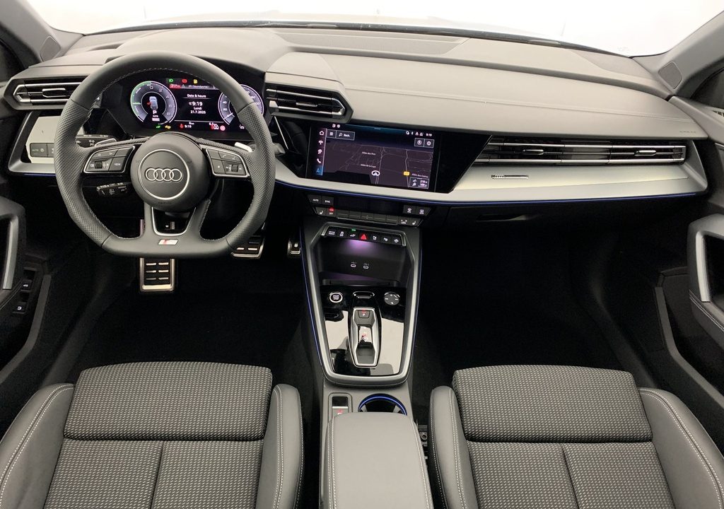 Audi A3 SPORTBACK NOUVELLE 45 TFSI E HYBRIDE RECHARGEABLE 272 S TRONIC 6 S LINE