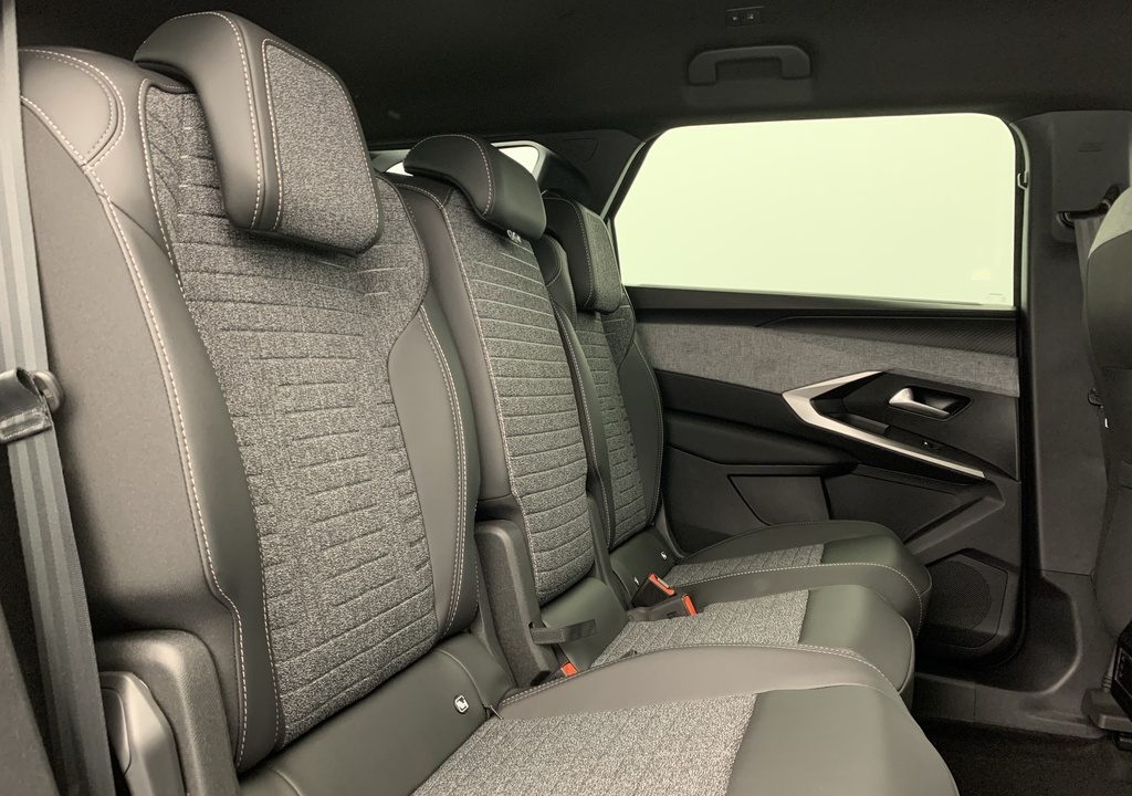Peugeot 5008 Hybrid 145 e-DCS6 Allure