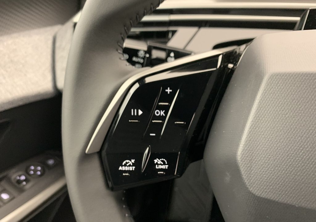 Peugeot 5008 Hybrid 145 e-DCS6 Allure