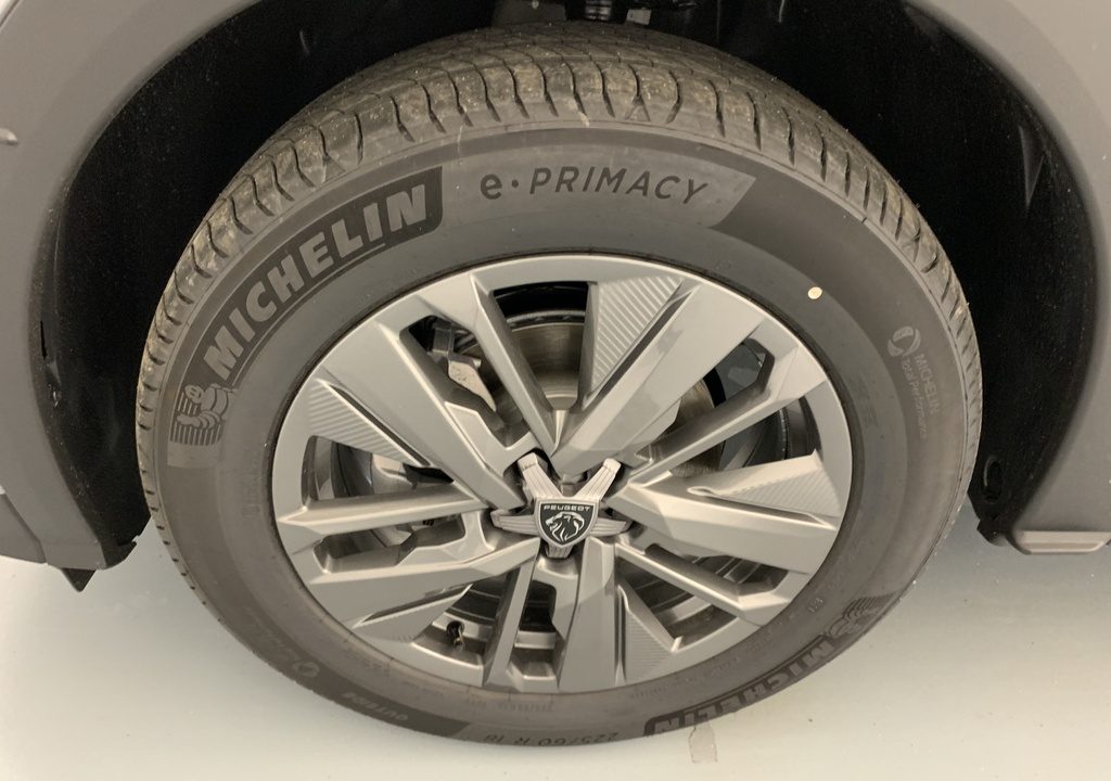 Peugeot 5008 Hybrid 145 e-DCS6 Allure