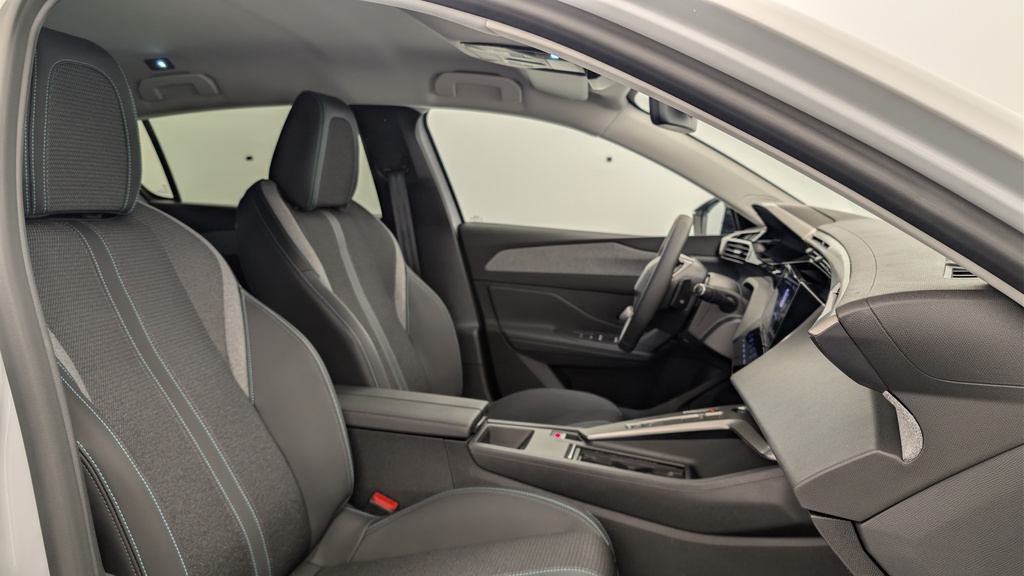 Peugeot 308 Hybrid 145 e-DCS6 Allure