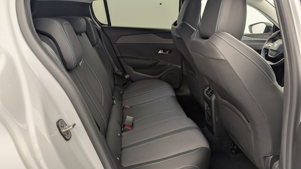 Peugeot 308 Hybrid 145 e-DCS6 Allure