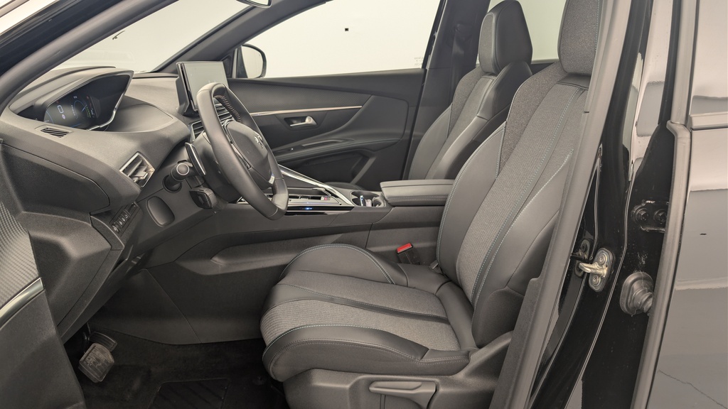 Peugeot 5008 Hybrid 136 e-DCS6 Allure Pack