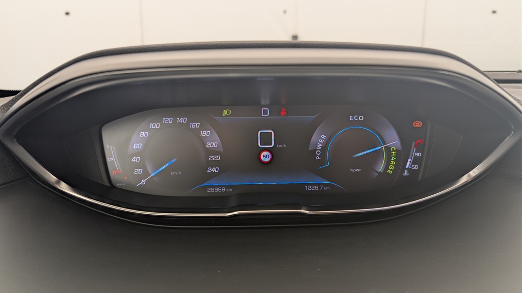 Peugeot 5008 Hybrid 136 e-DCS6 Allure Pack
