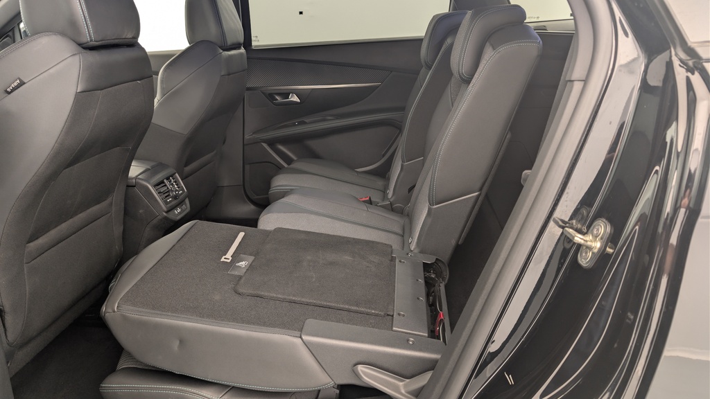 Peugeot 5008 Hybrid 136 e-DCS6 Allure Pack