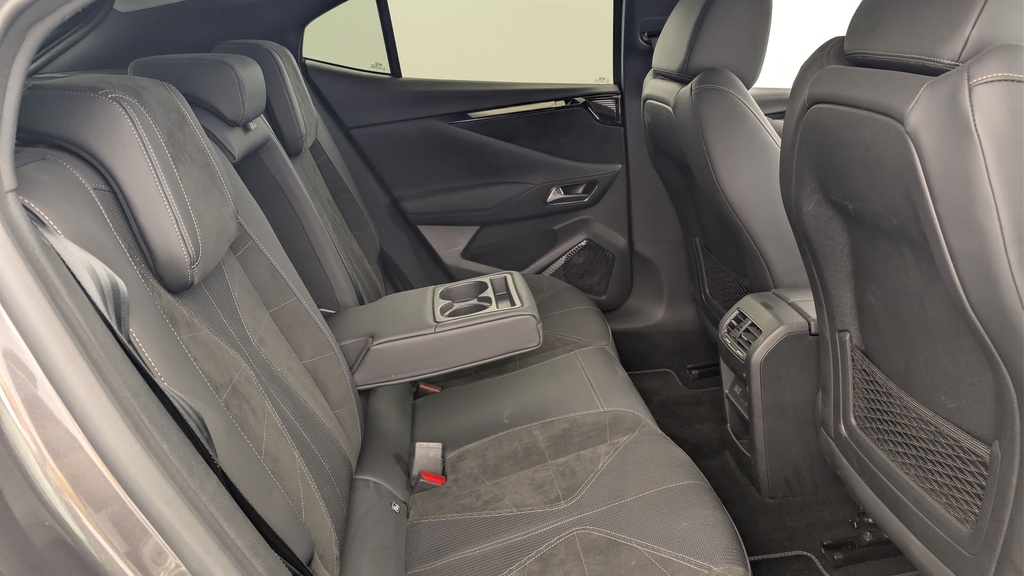 Ds DS4 Hybride 145 e-DCT6 Etoile – Alcantara