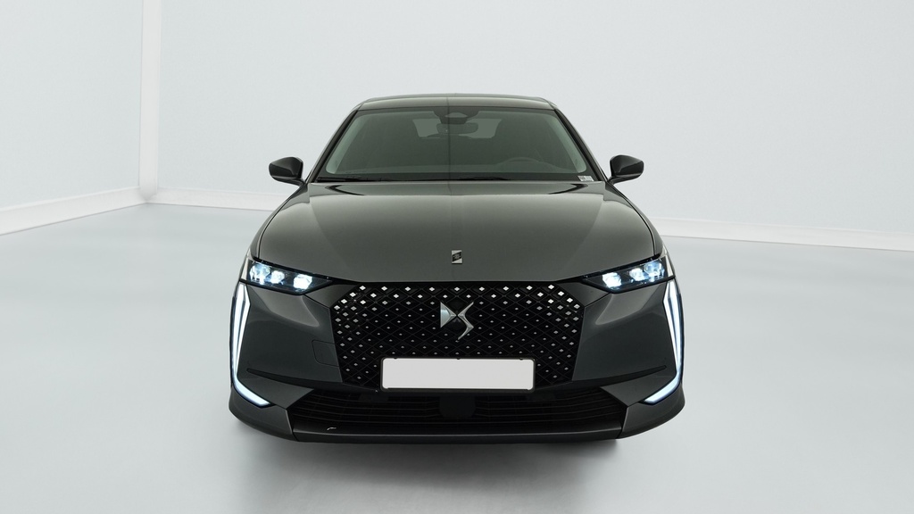 Ds DS4 Hybride 145 e-DCT6 Etoile – Alcantara