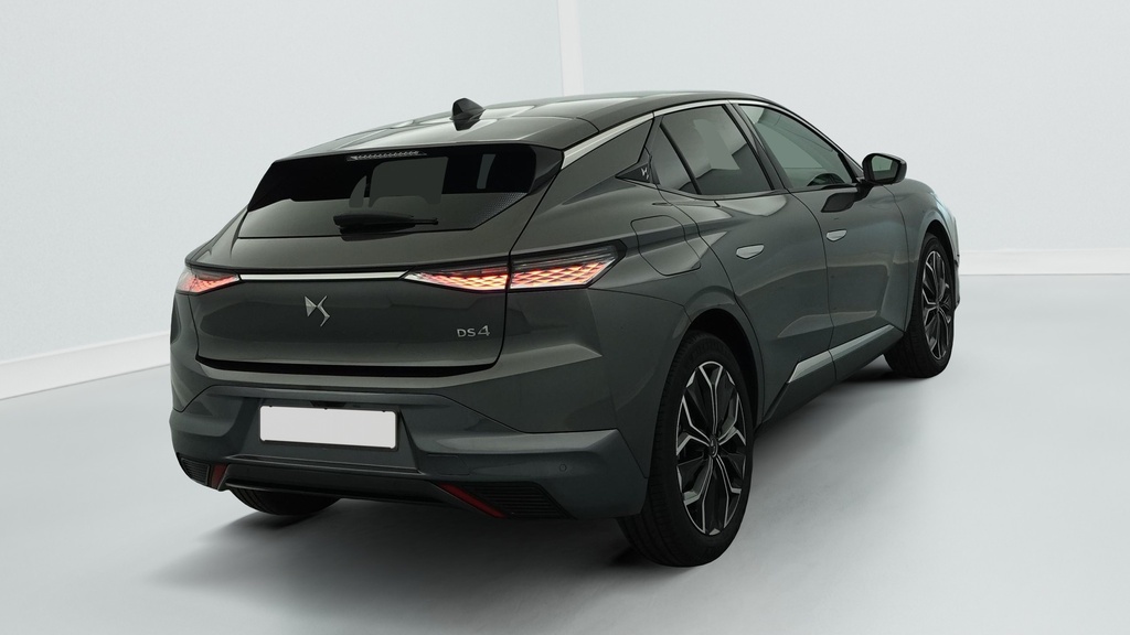 Ds DS4 Hybride 145 e-DCT6 Etoile – Alcantara