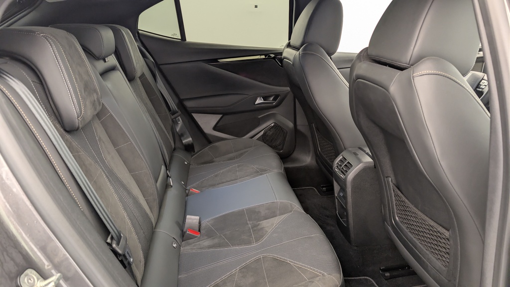 Ds DS4 Hybride 145 e-DCT6 Etoile – Alcantara