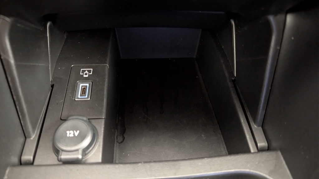 Ds DS4 Hybride 145 e-DCT6 Etoile – Alcantara