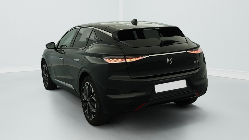 Ds DS4 Hybride 145 e-DCT6 Etoile – Alcantara