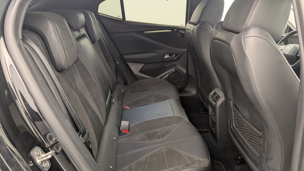 Ds DS4 Hybride 145 e-DCT6 Etoile – Alcantara