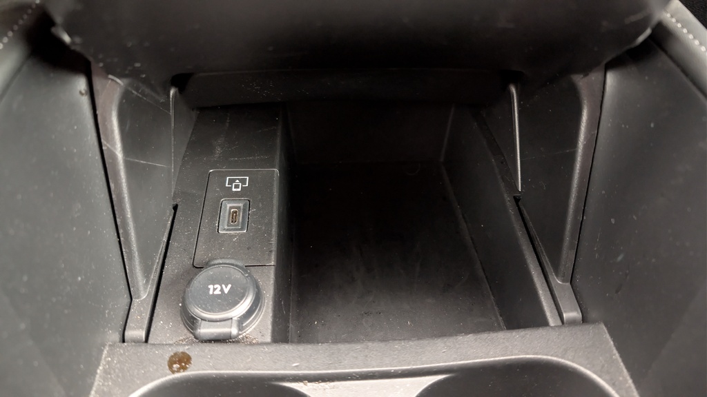 Ds DS4 Hybride 145 e-DCT6 Etoile – Alcantara