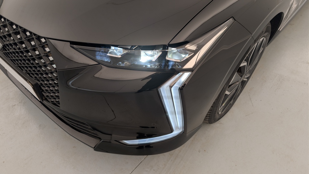 Ds DS4 Hybride 145 e-DCT6 Etoile – Alcantara