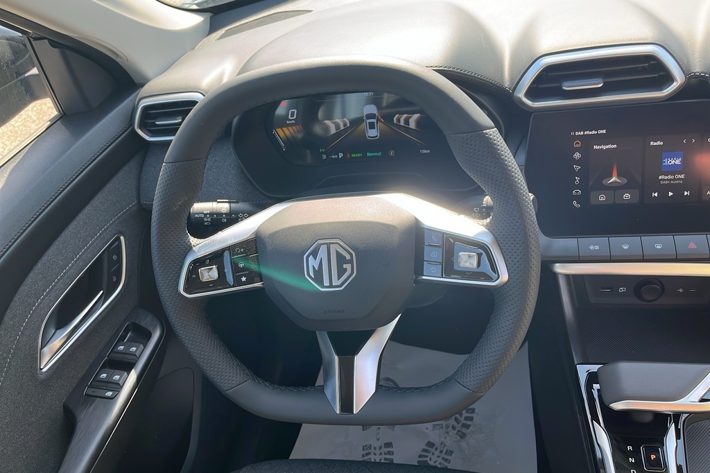 Mg ZS 1.5 L Hybrid+ 197 ch Standard