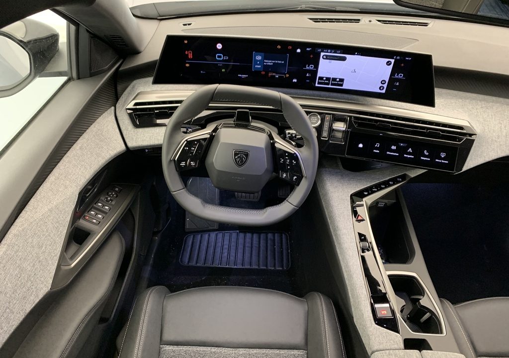 Peugeot 5008 HYBRID 145 CH E-DCS6 ALLURE