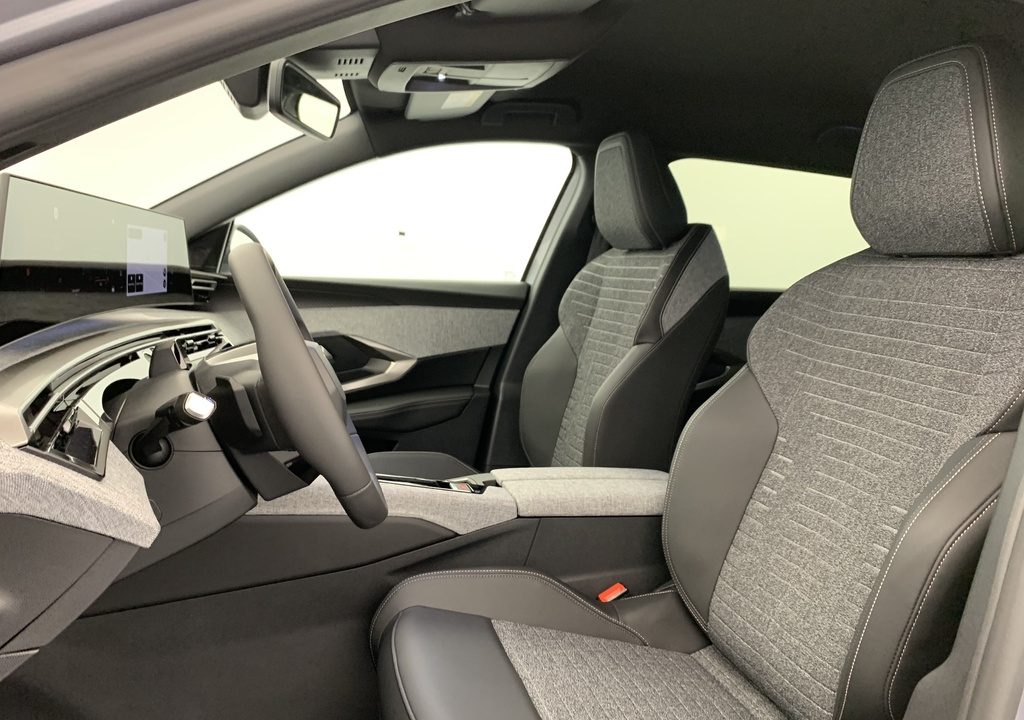 Peugeot 5008 HYBRID 145 CH E-DCS6 ALLURE