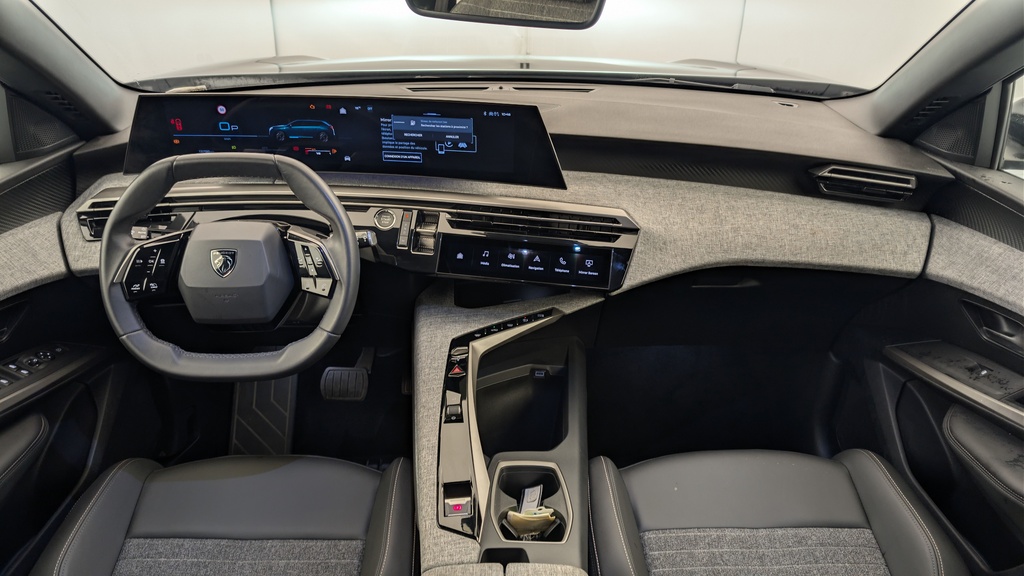 Peugeot 5008 Hybrid 136 e-DCS6 Allure