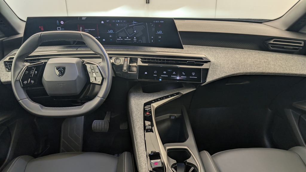 Peugeot 5008 Hybrid 136 e-DCS6 Allure