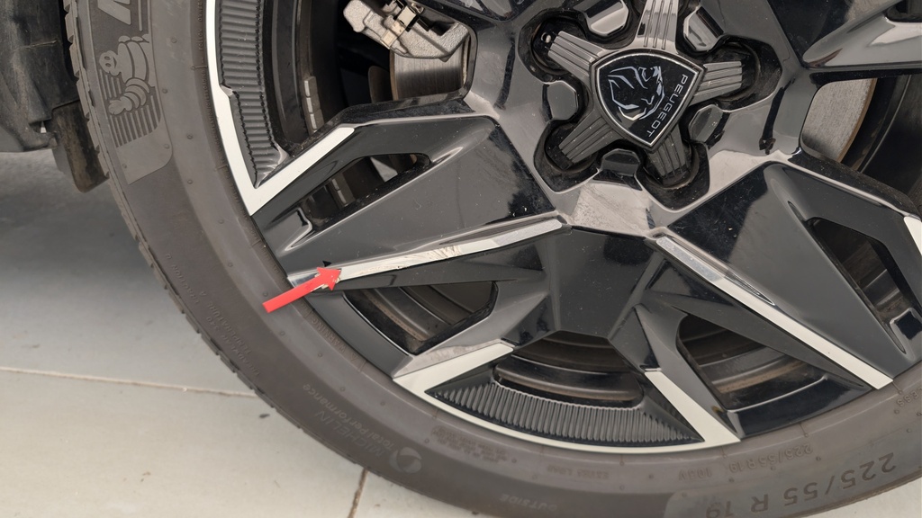 Peugeot 5008 Hybrid 136 e-DCS6 Allure