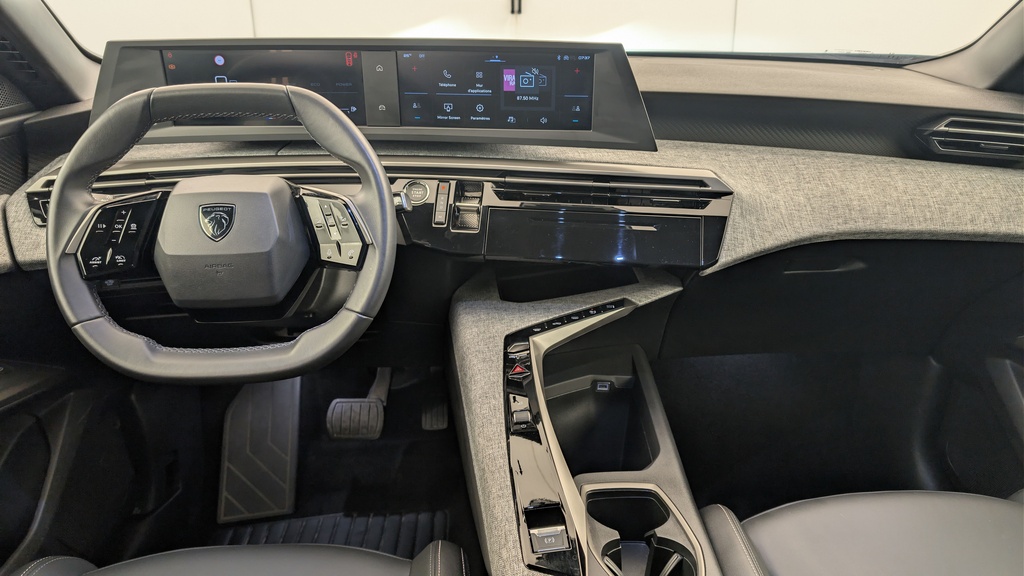 Peugeot 5008 HYBRID 145 CH E-DCS6 ALLURE