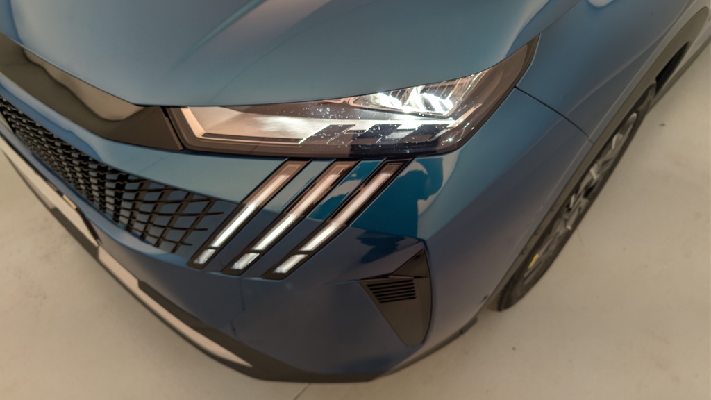 Peugeot 5008 HYBRID 145 CH E-DCS6 ALLURE